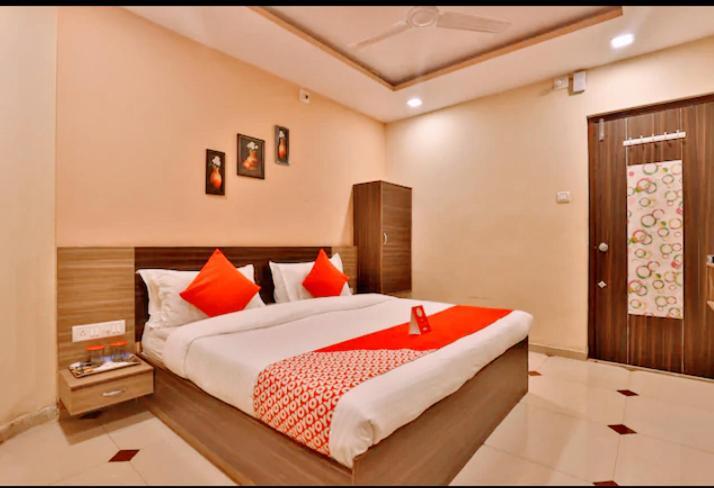 Hotel Nilkanth Inn Halol Exterior photo