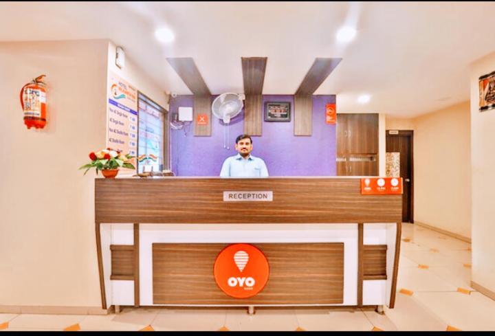 Hotel Nilkanth Inn Halol Exterior photo